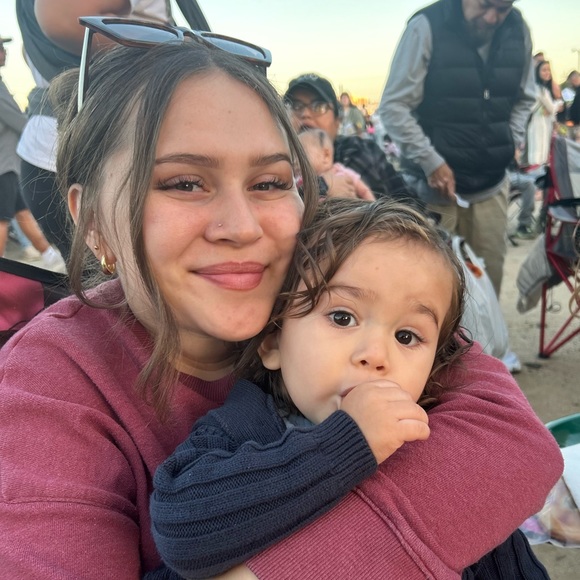 Meet your Posher, Marlana - Picture 1 of 1